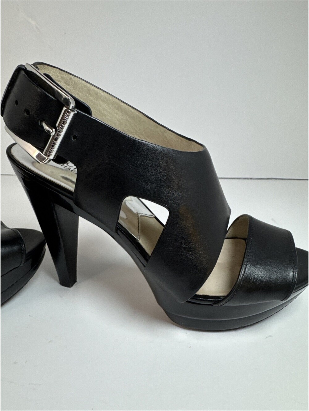 Michael Kors Carla Platform Leather Block Heel Sandals Women’s Size 8 Black - Picture 9 of 9